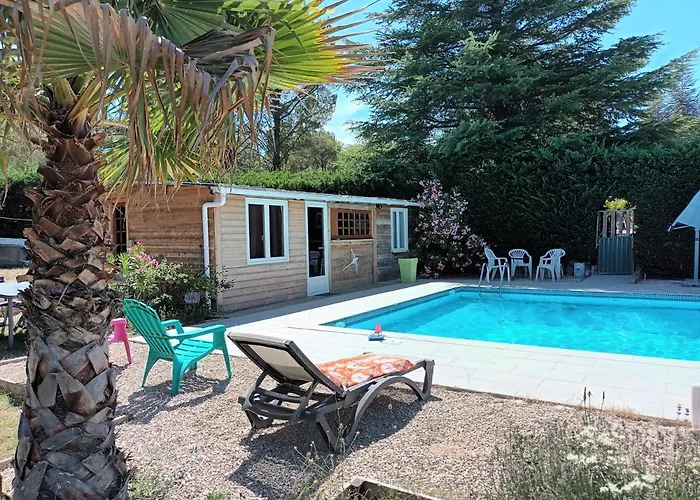 Chalet Banane Devant Piscine, A 6Km Du Festival De Piano De La Roque D\'Antheron